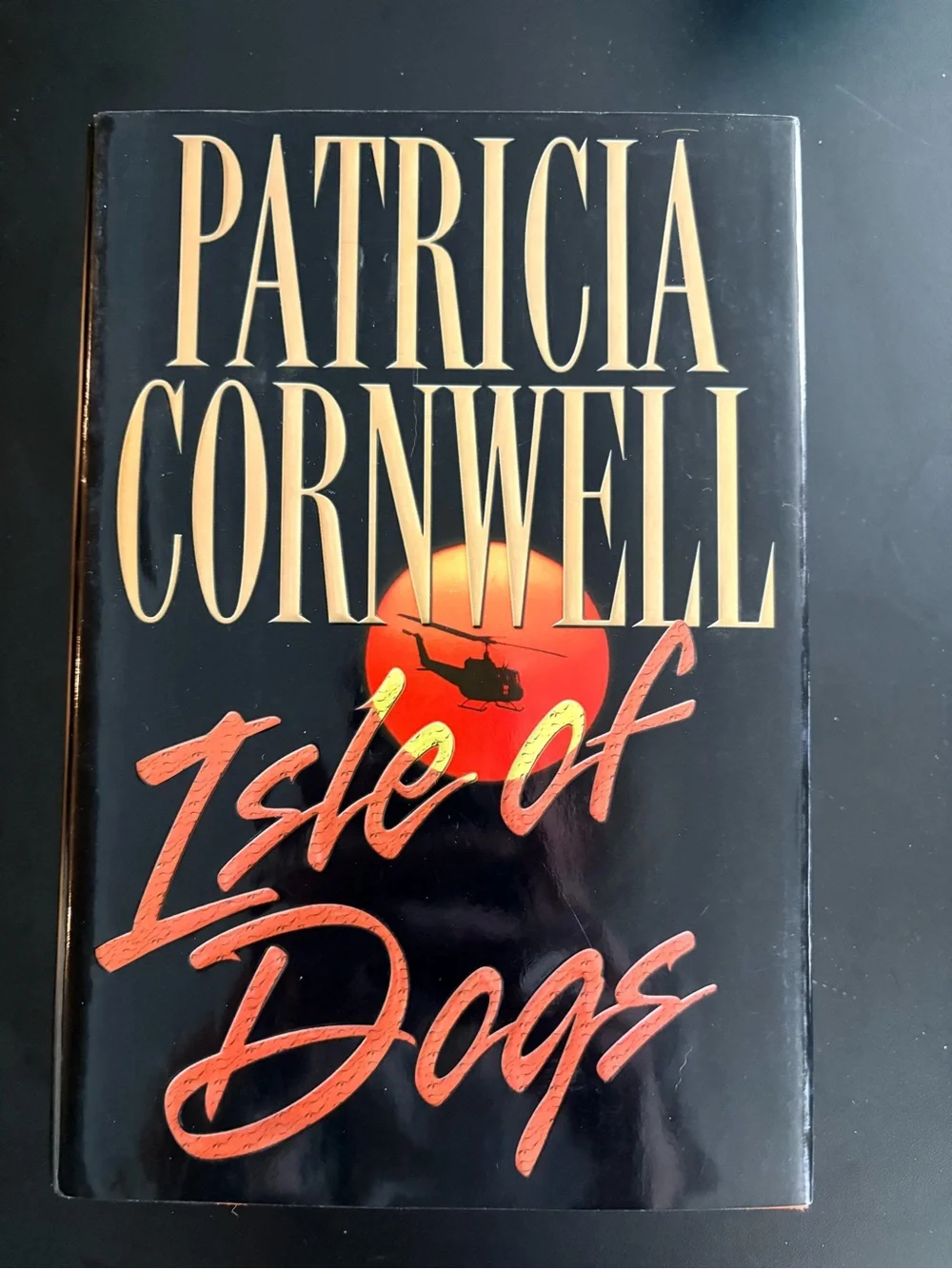 Isle of Dogs by Patricia Cornwell Hardcover  - Book 3 of 3 Andy Brazil - Picture 2 of 7